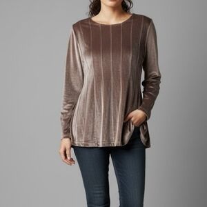 Soft Surroundings Elegant Velvet Long Sleeve Top Pleated Mauve Pink Women sz M.